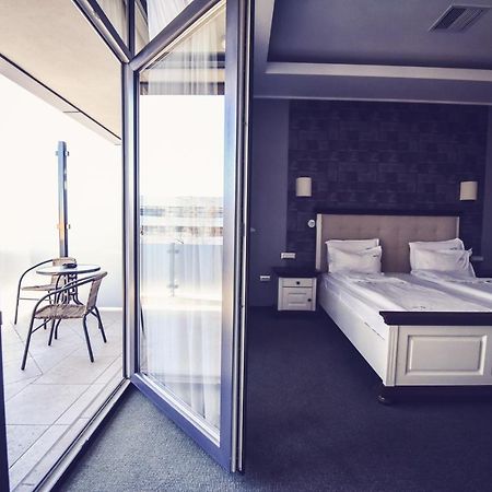 Hotel Spa Ice Resort Ghiroda Bagian luar foto