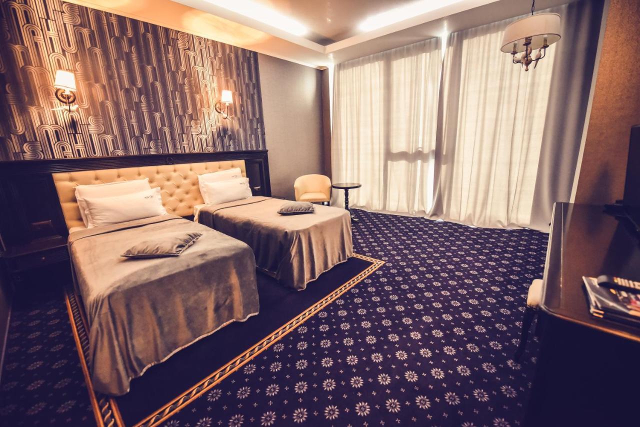 Hotel Spa Ice Resort Ghiroda Bagian luar foto