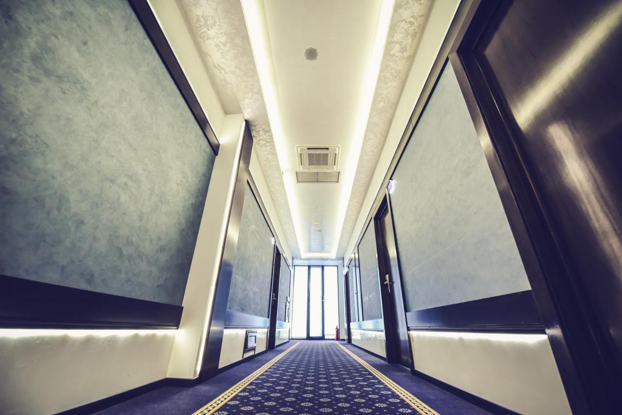 Hotel Spa Ice Resort Ghiroda Bagian luar foto