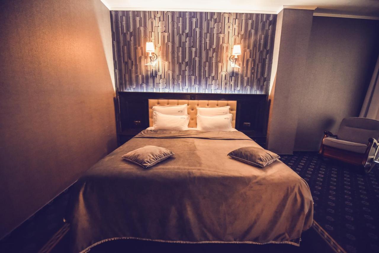 Hotel Spa Ice Resort Ghiroda Bagian luar foto