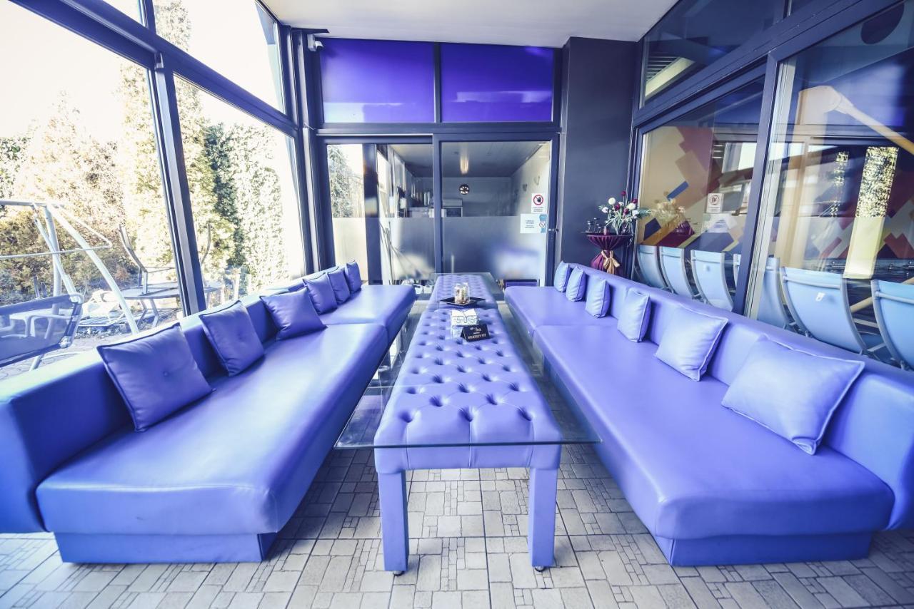 Hotel Spa Ice Resort Ghiroda Bagian luar foto