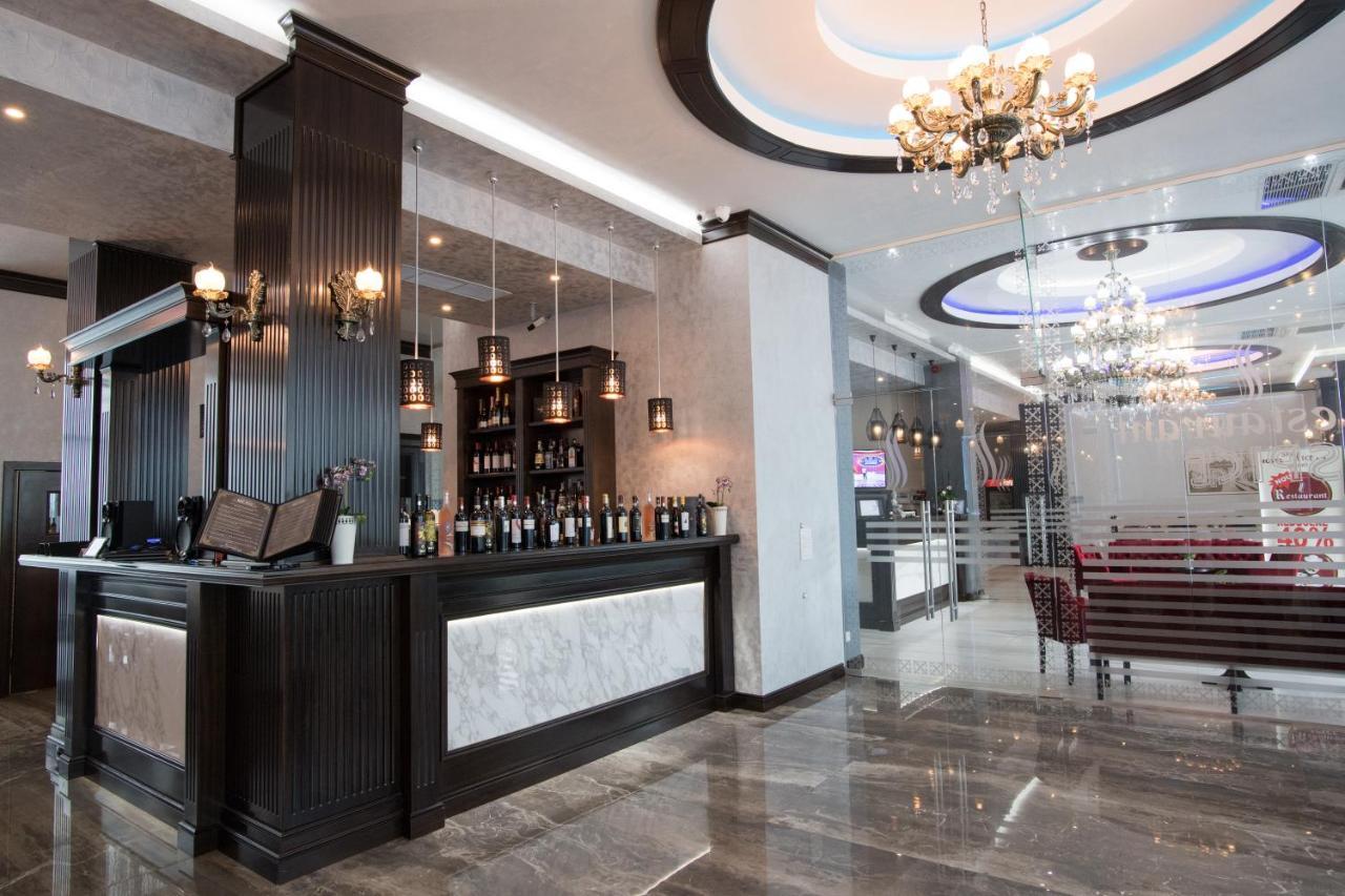 Hotel Spa Ice Resort Ghiroda Bagian luar foto