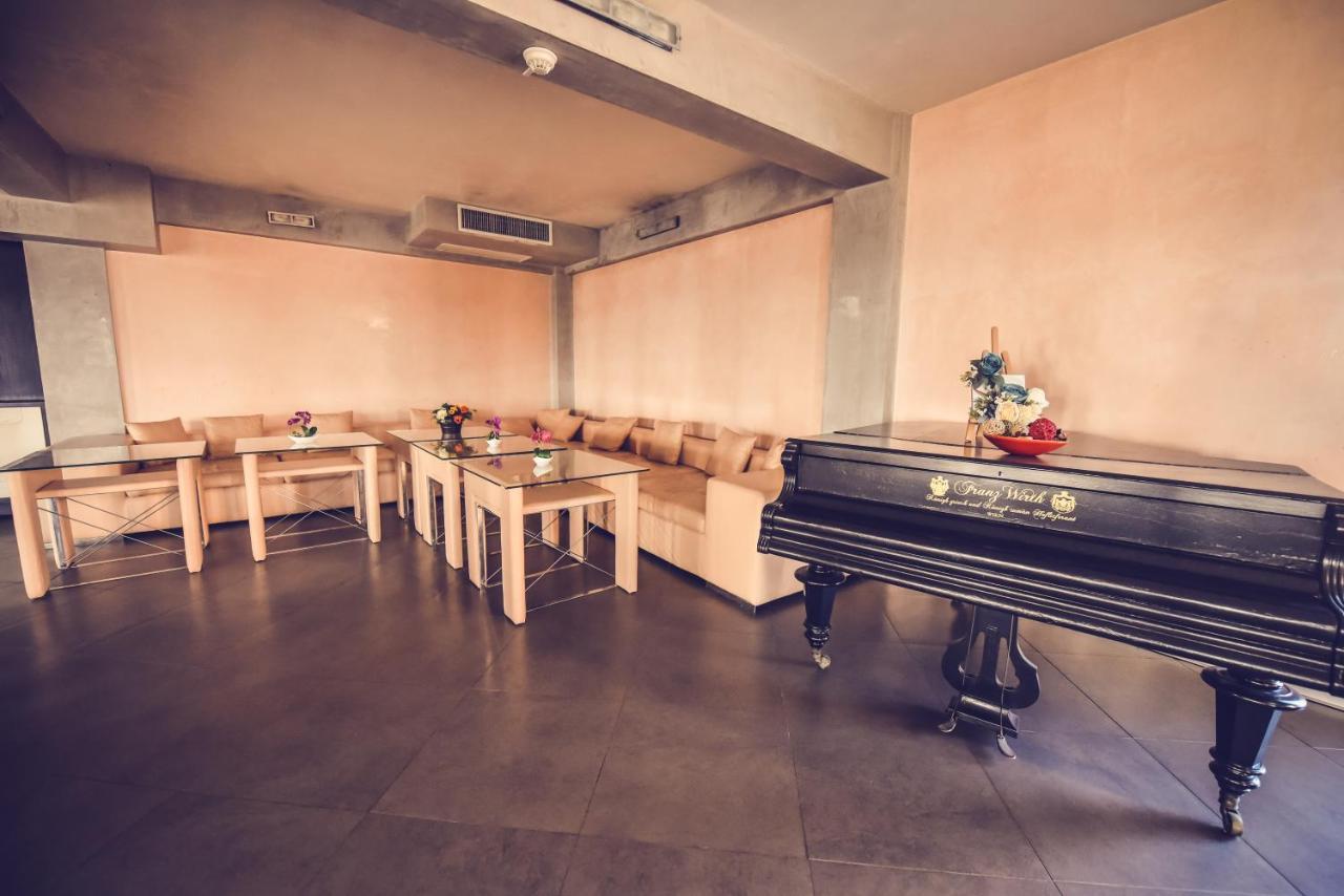 Hotel Spa Ice Resort Ghiroda Bagian luar foto