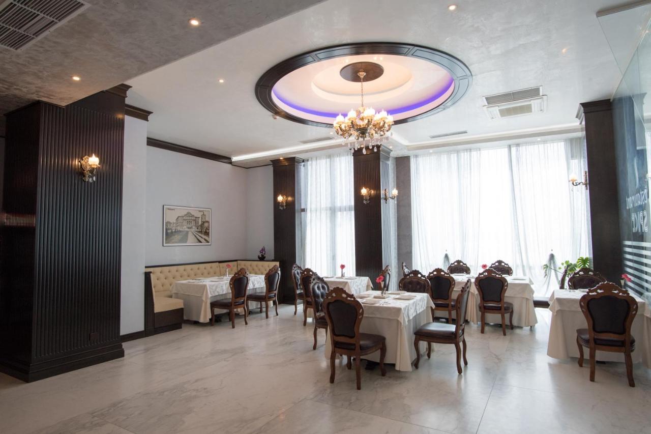 Hotel Spa Ice Resort Ghiroda Bagian luar foto